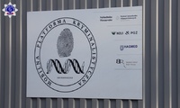Fotografia przestawiająca logo platformy kryminalistycznej
